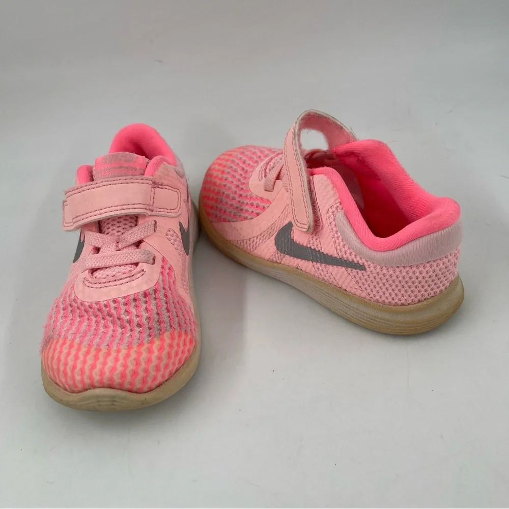 Nike Girl’s Revolution 4 - SZ 7C - Pink Hook & Loop Mesh Sneakers Shoes